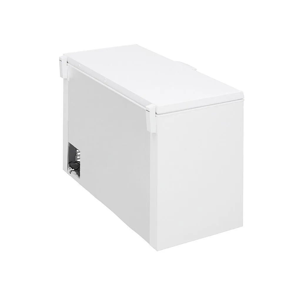 Amana AZC5216LW 16 Cu. Ft. Amana Chest Freezer
