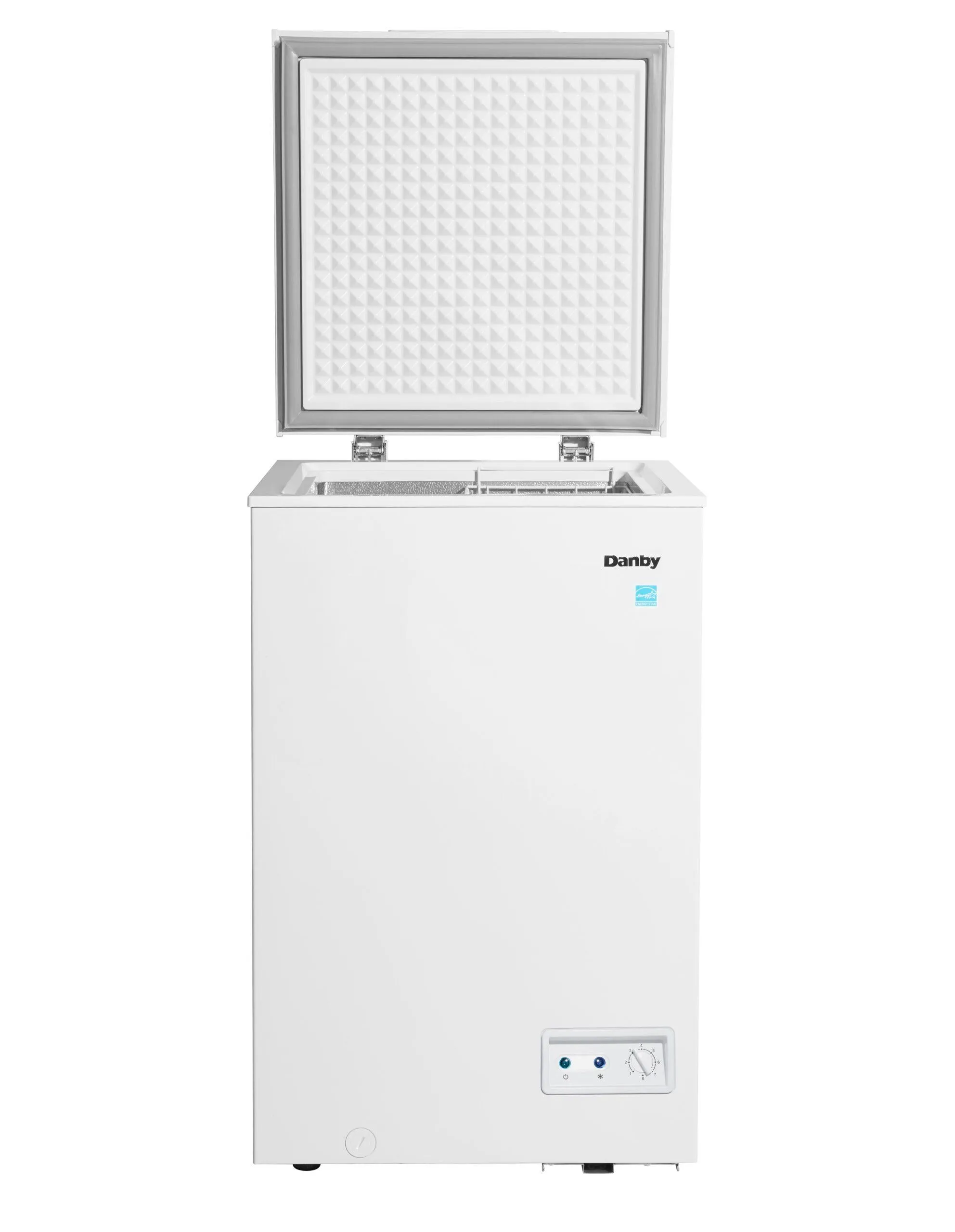Danby DCF035A5WDB Danby 3.5 Cu. Ft. Chest Freezer In White