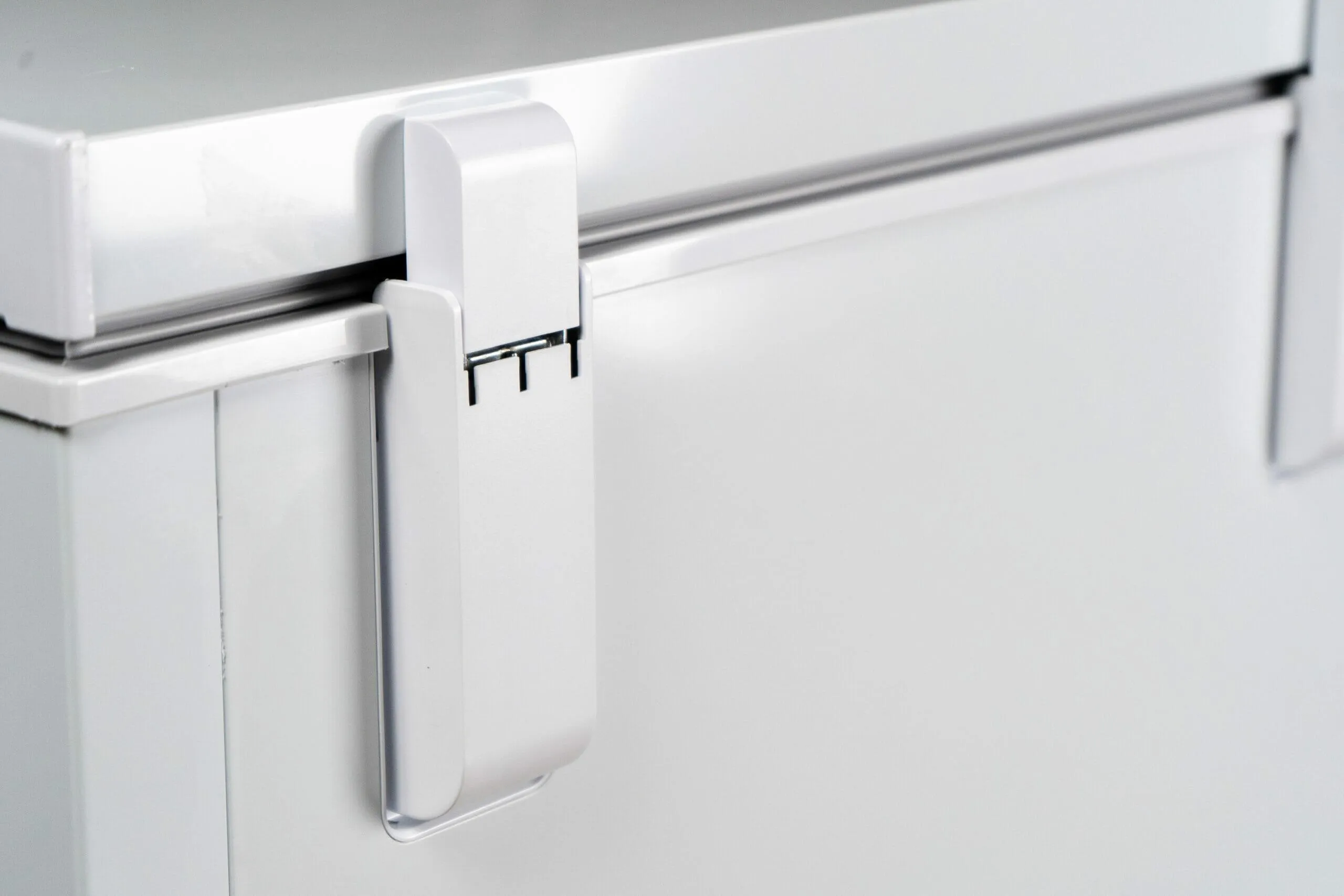Danby DCF050A5WDB Danby 5.0 Cu. Ft. Square Model Chest Freezer Doe