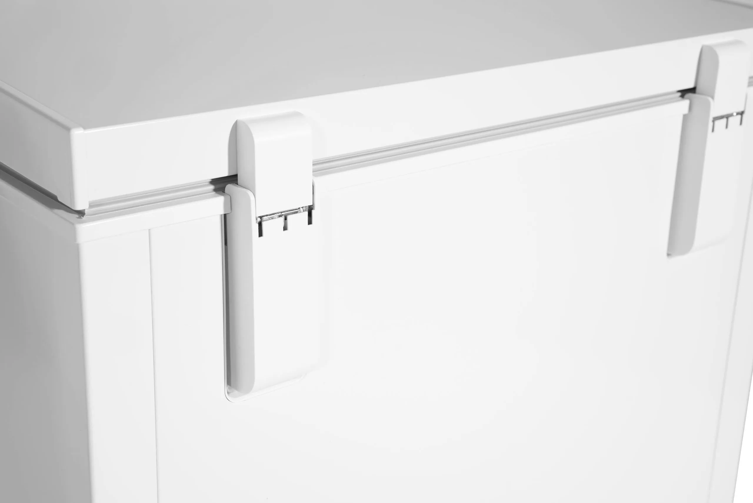 Danby DCF050A6WM Danby 5.0 Cu. Ft. Square Model Chest Freezer Doe