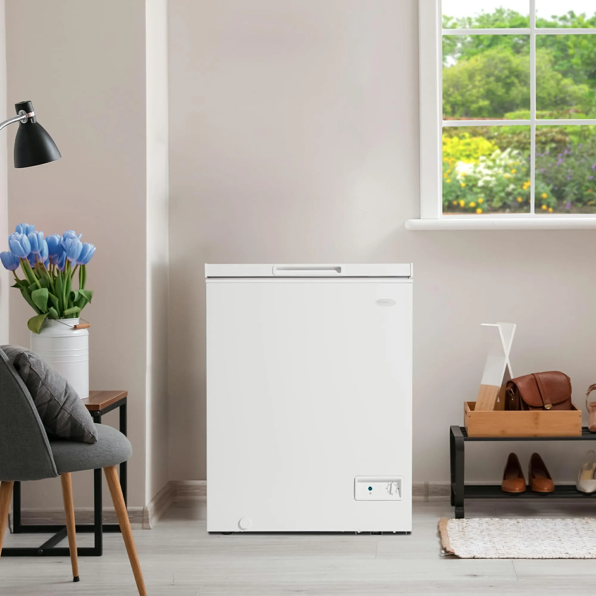 Danby DCF050A6WM Danby 5.0 Cu. Ft. Square Model Chest Freezer Doe