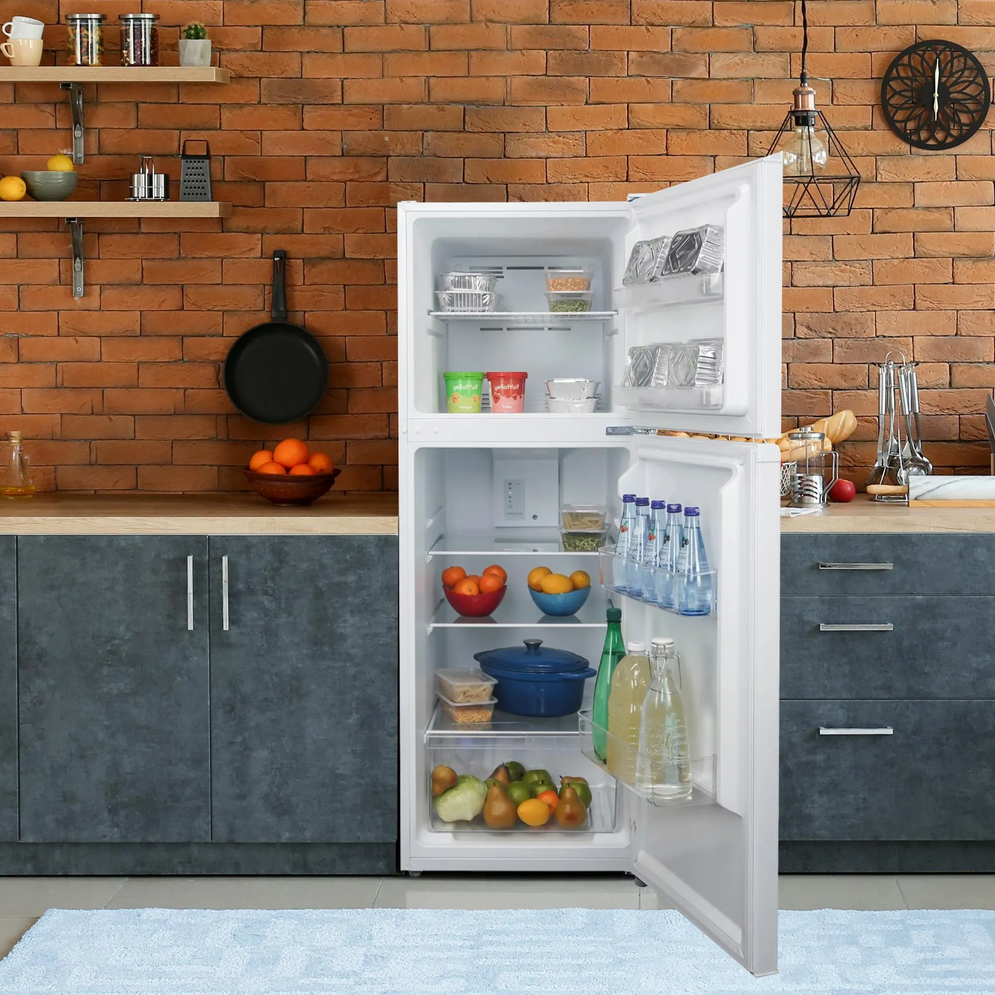 Danby DFF101E1WDB Danby 10.1 Cu. Ft. Frost Free Top Mount Refrigerator