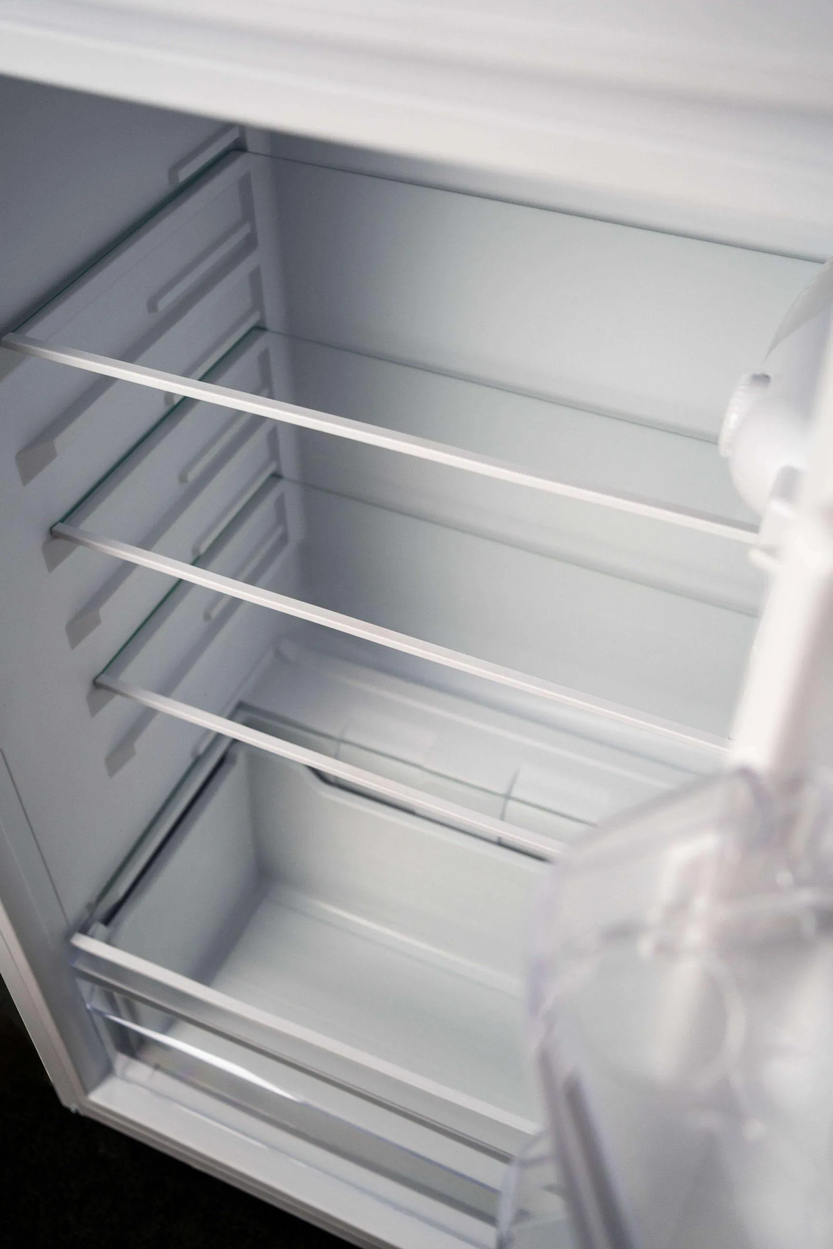 Danby DPF074V1WDB6 Danby 7.4 Cu Ft Top Mount Refrigerator