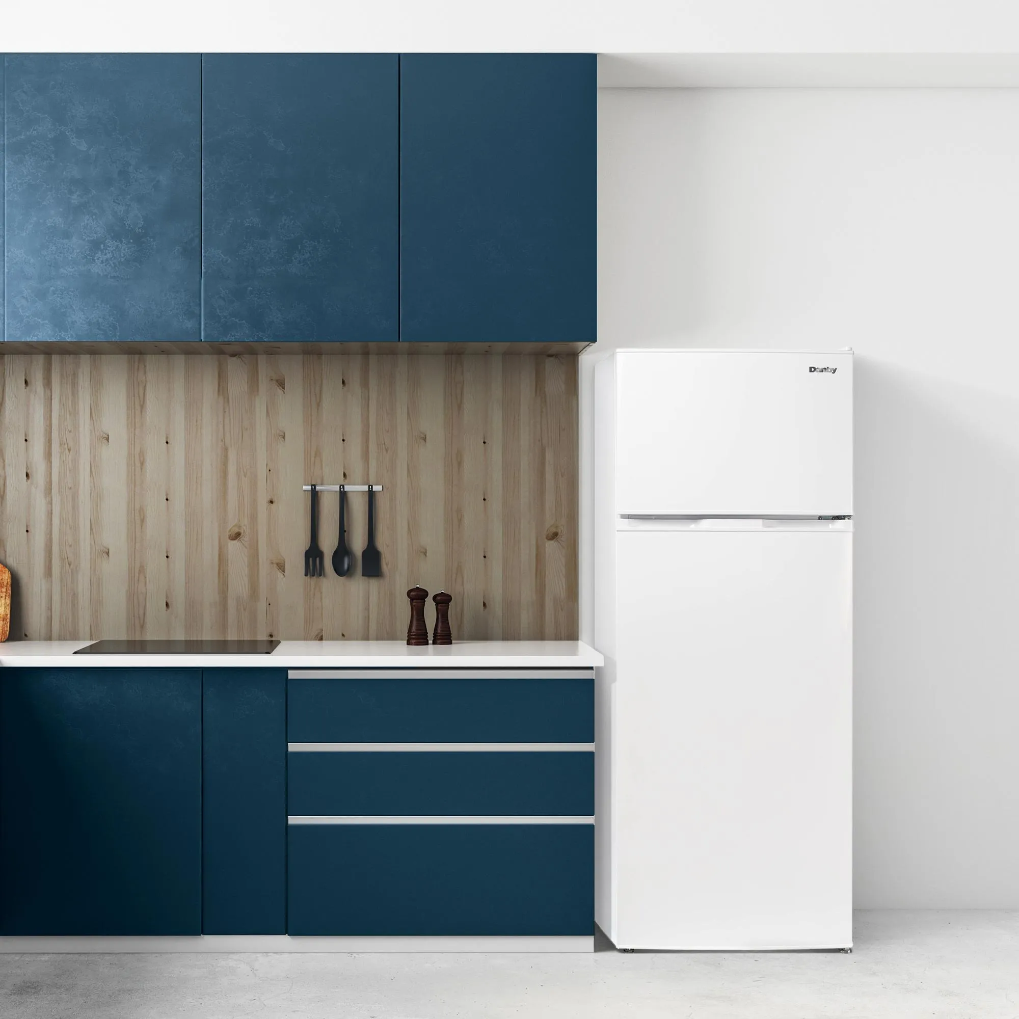Danby DPF074V1WDB6 Danby 7.4 Cu Ft Top Mount Refrigerator
