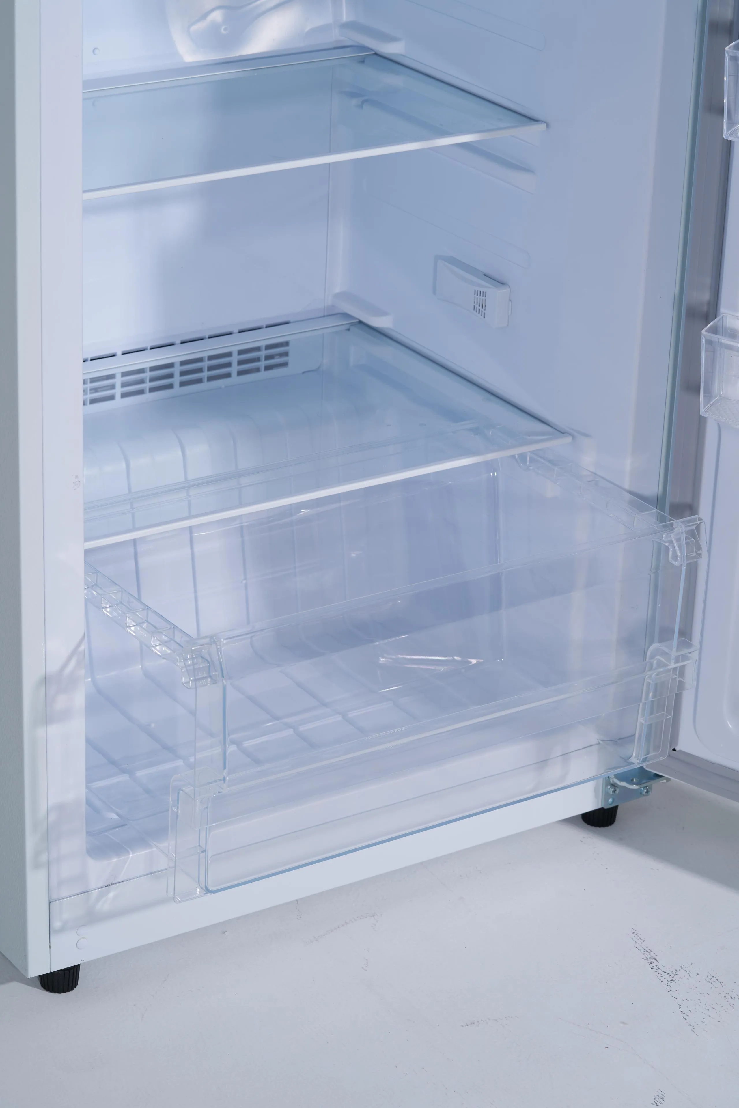 Danby DUF140A1WDB Danby 14.0 Cu. Ft .Frost Free Convertible Upright Freezer