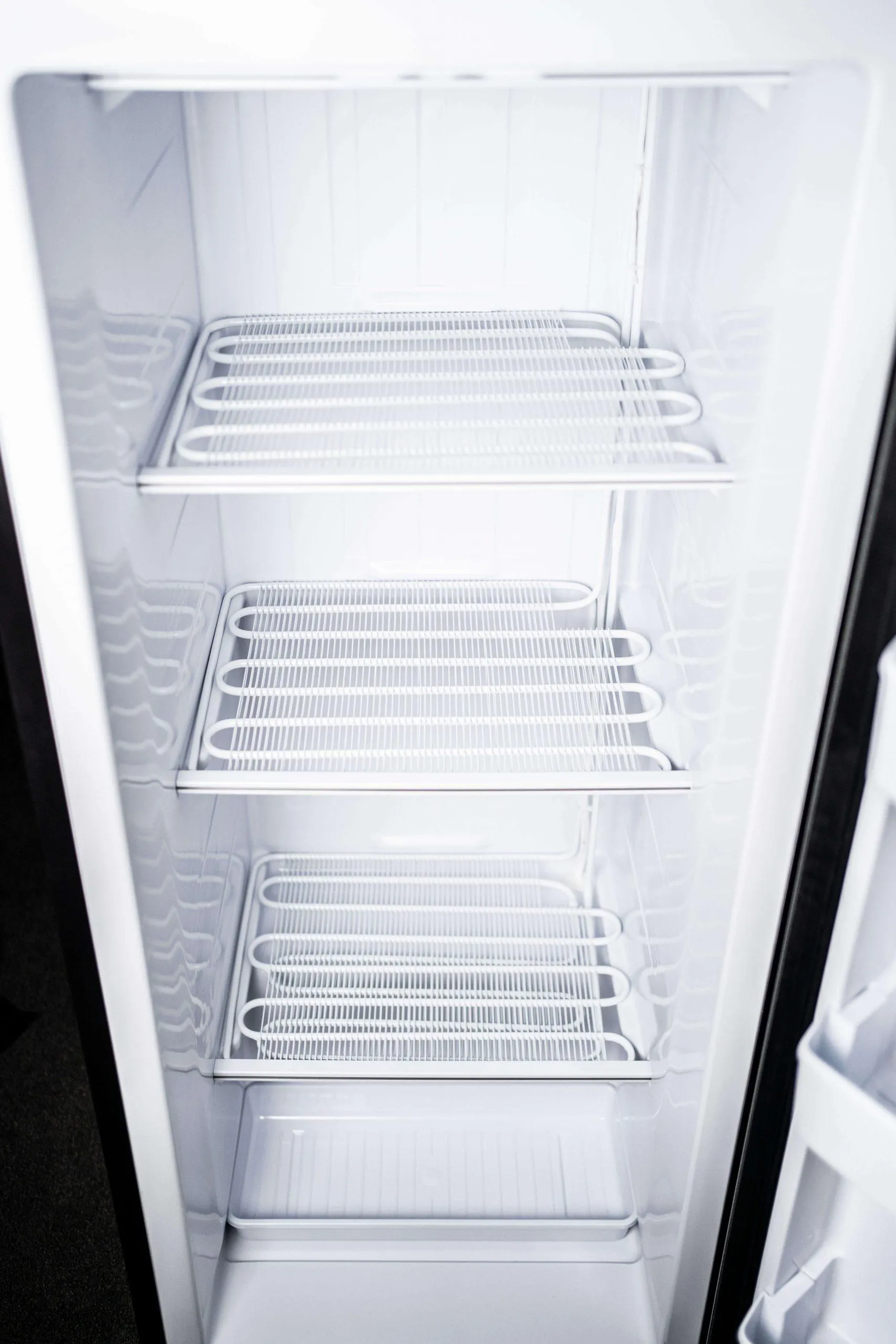 Danby DUFM085A4TDD Danby Designer 8.5 Cu Ft Upright Freezer In Slate Black