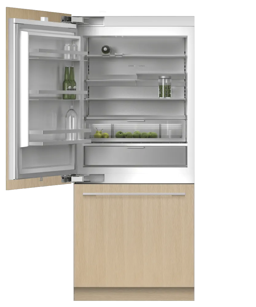 Fisher & Paykel RS3684WLUVE1 Integrated Refrigerator Freezer. 36. 19.2 Cu Ft. Ice & Water