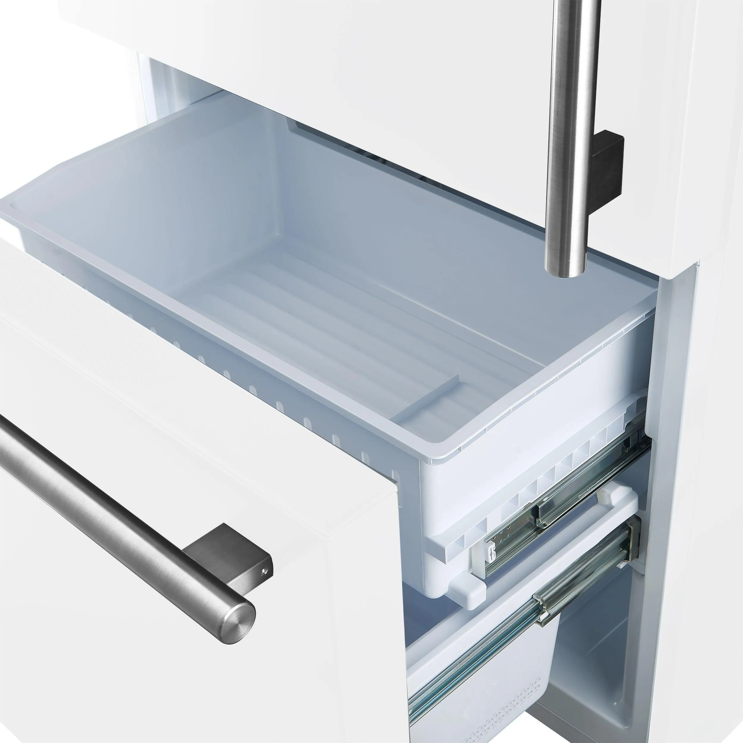Forno FFFFD178631WHT Milano 31-Inch White With Ice Maker