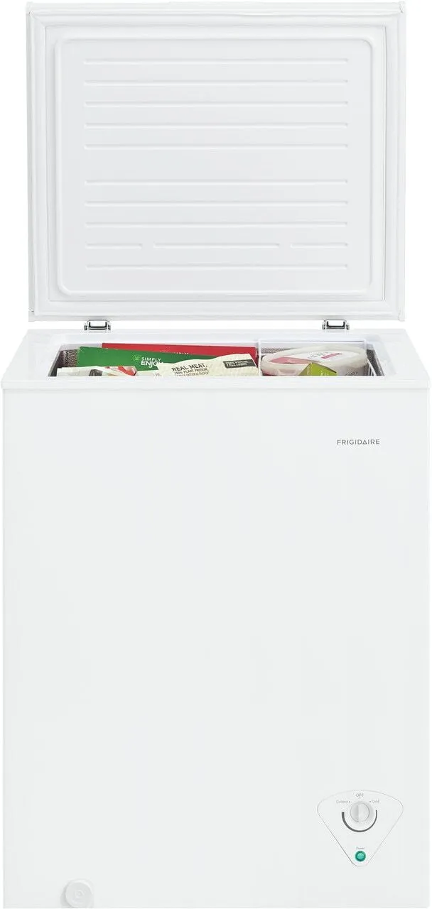 Frigidaire FFCS0522AW Frigidaire 5 Cu. Ft. Chest Freezer