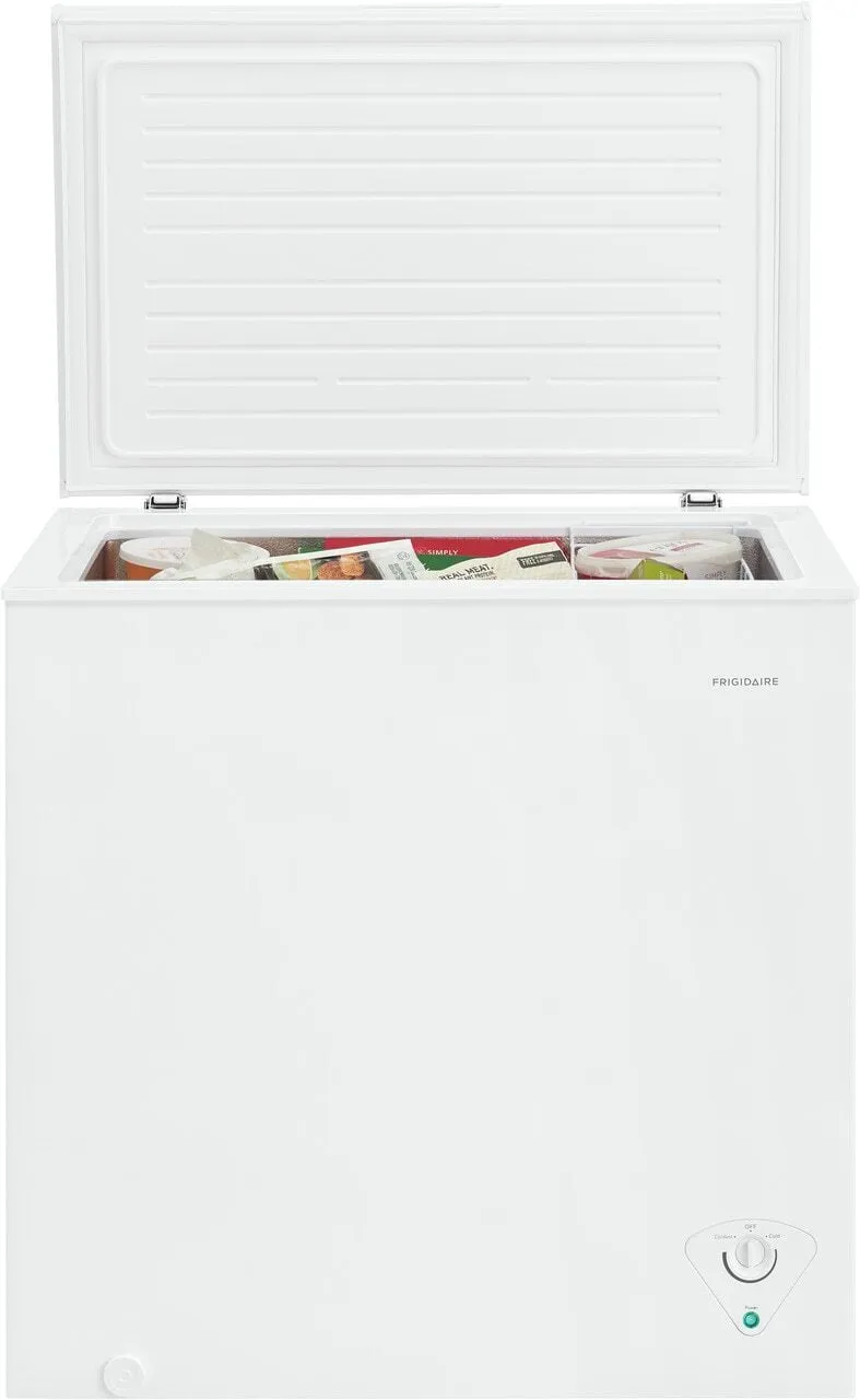 Frigidaire FFCS0722AW Frigidaire 7.0 Cu. Ft. Chest Freezer