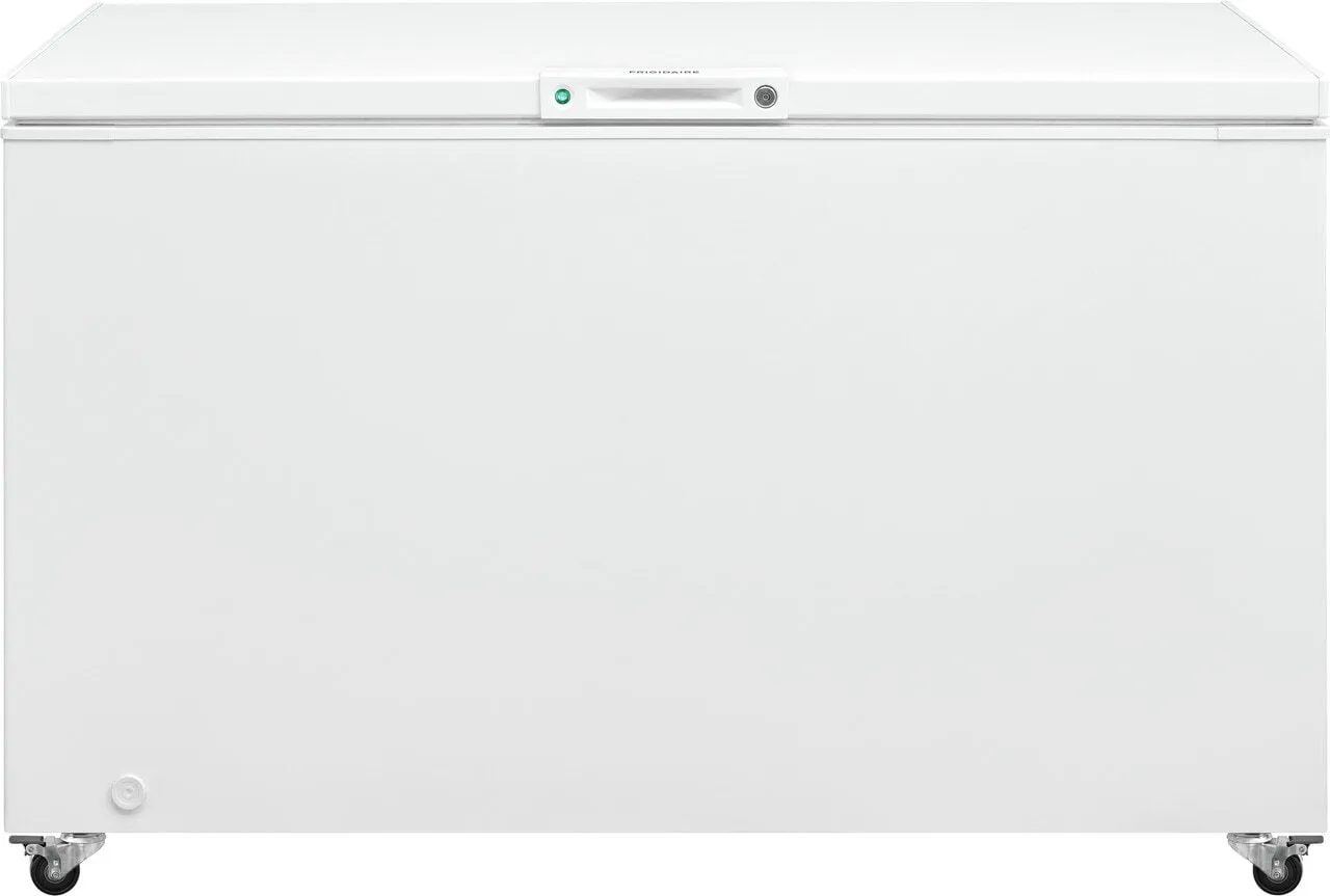 Frigidaire FFFC15M4TW Frigidaire 14.8 Cu. Ft. Chest Freezer