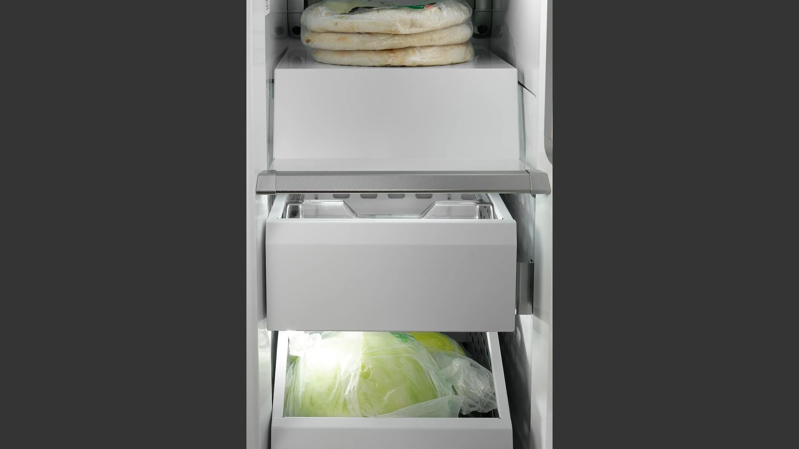 Fulgor Milano F7IFC18O1R 18 Built-In Freezer Column