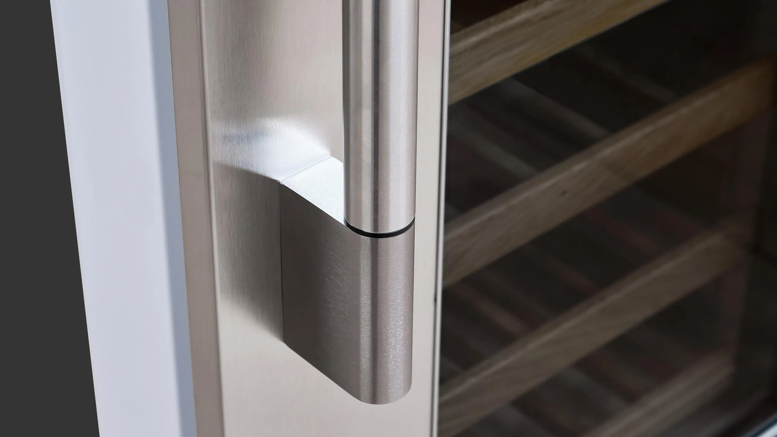 Fulgor Milano F7SWC24S1R 24 Wine Cellar Column