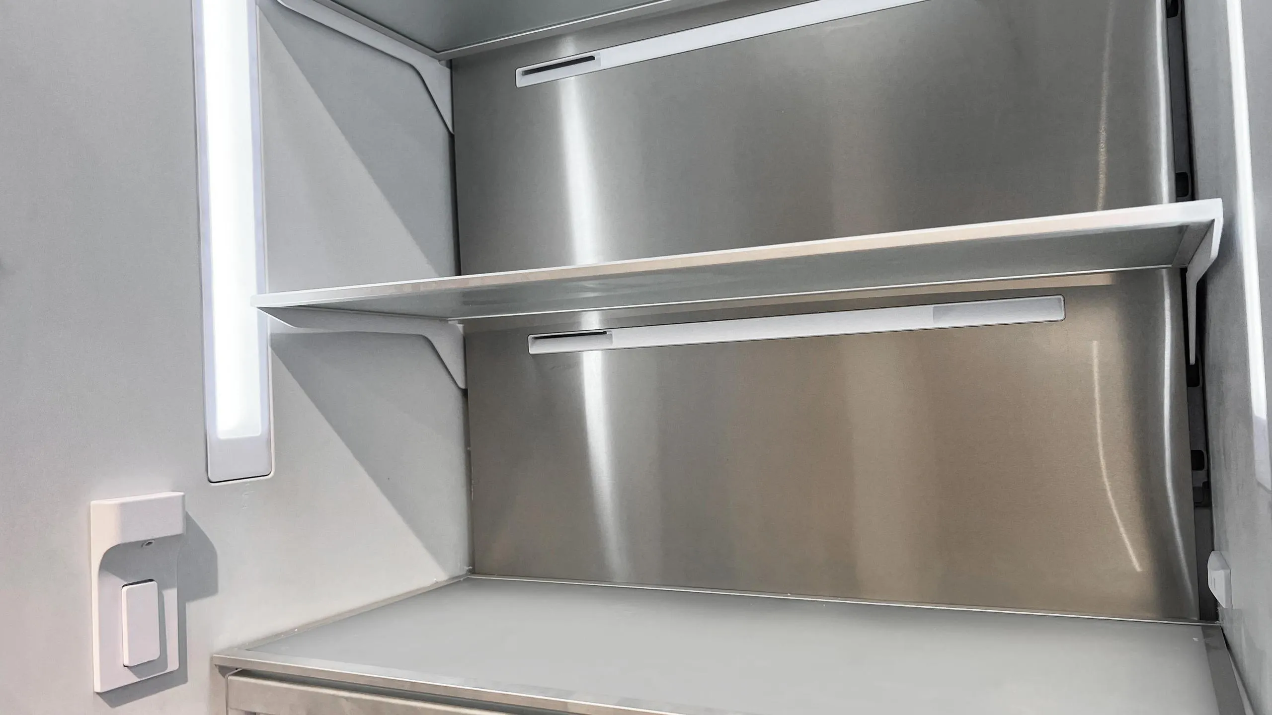 Fulgor Milano FM4BM30IFBI 30 Overlay Built-In Fridge