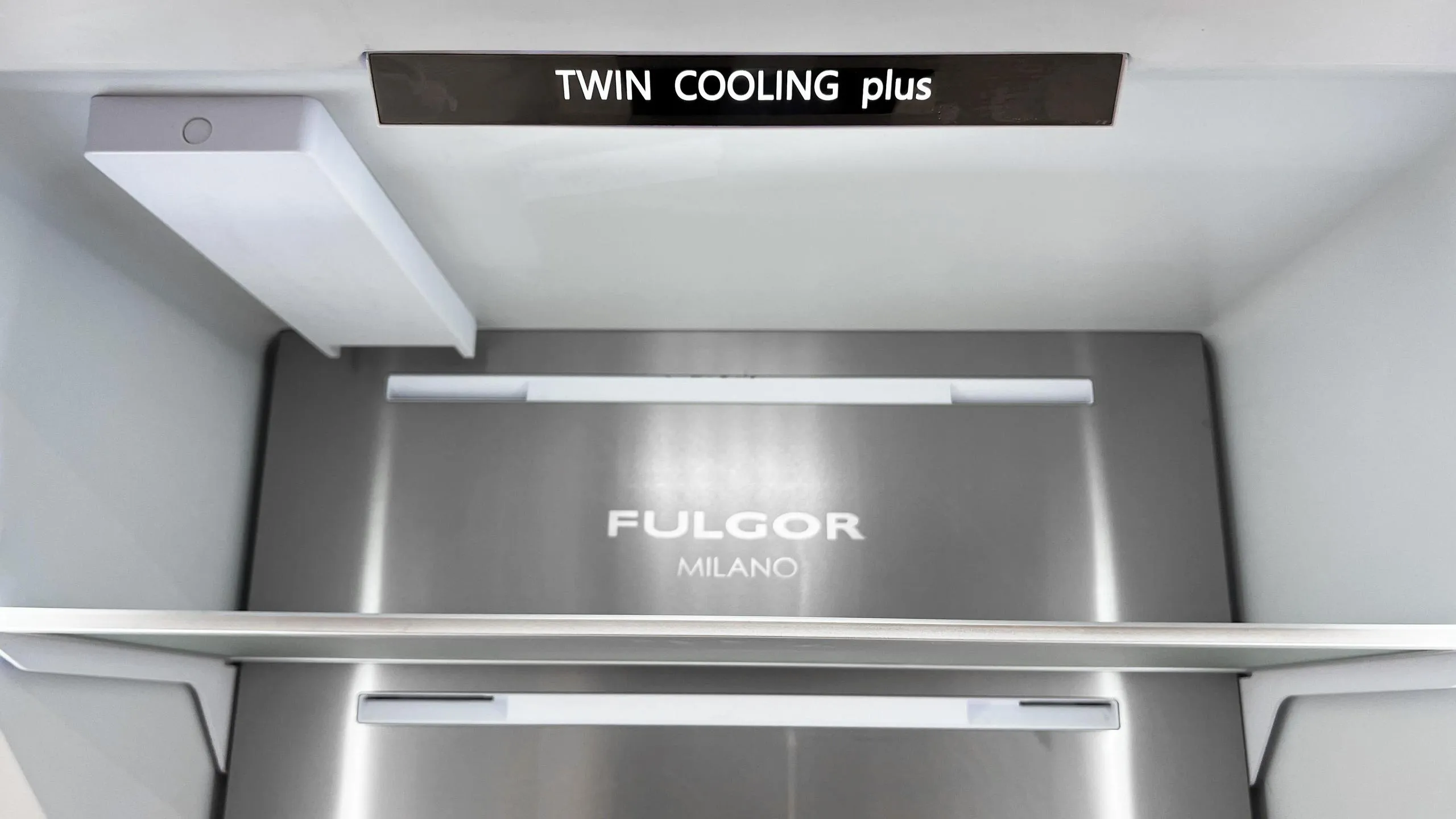 Fulgor Milano FM4BM30IFBI 30 Overlay Built-In Fridge