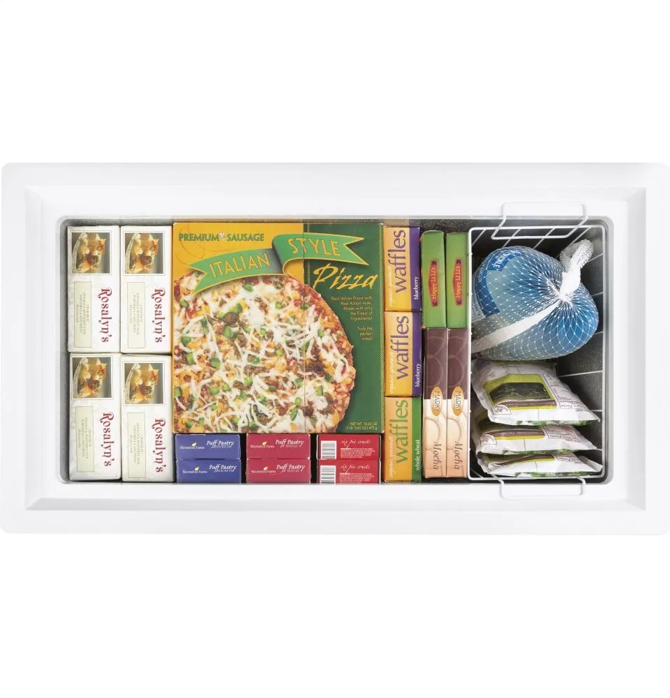 Hotpoint HCM7SMWW Hotpoint 7.1 Cu. Ft. Manual Defrost Chest Freezer