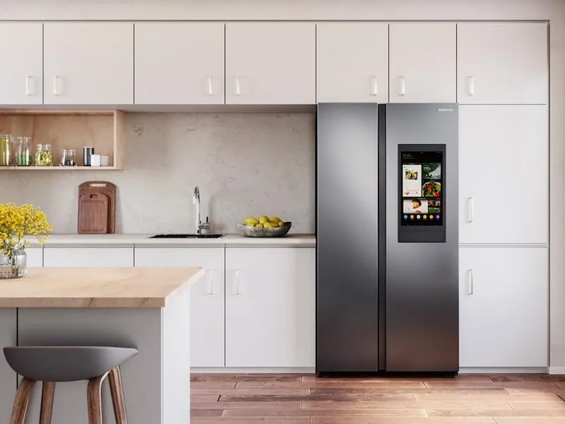 Samsung RS28A5F61SG 27.3 Cu. Ft. Smart Side-By-Side Refrigerator With Family Hub&#8482; In Black Stainless Steel