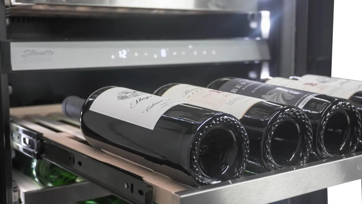 Silhouette SPRWC140D1SS Bordeaux - Wine Cooler