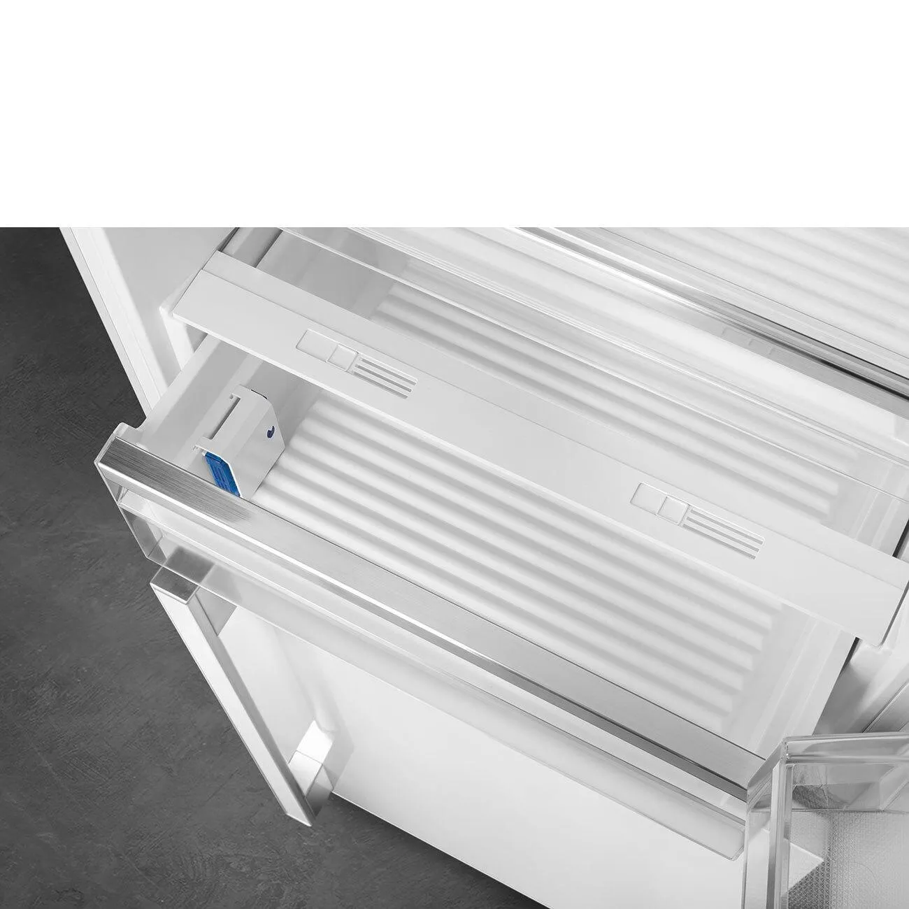 Smeg FA490URWH Refrigerator White Fa490Urwh