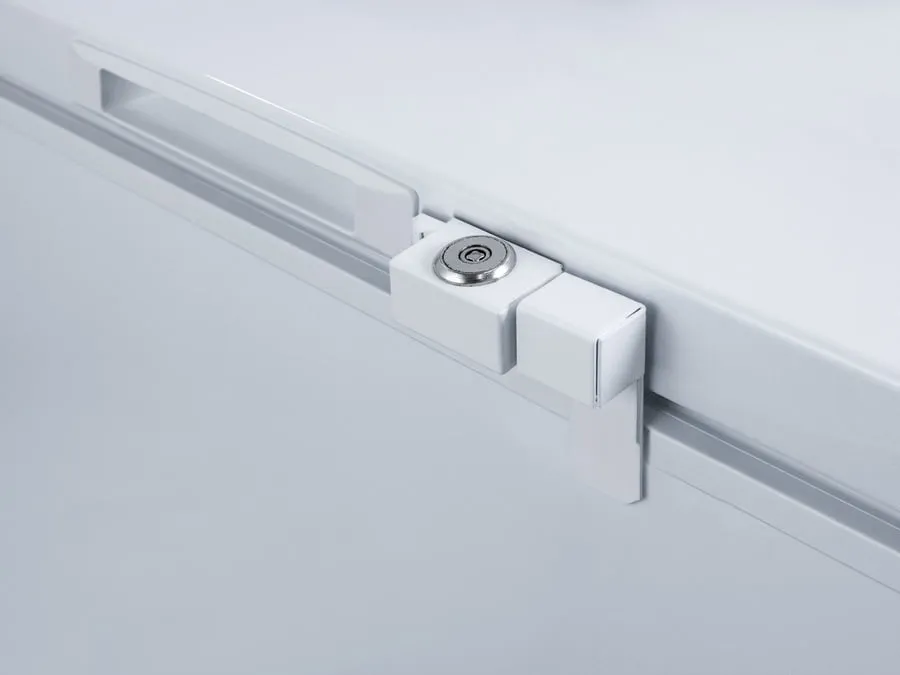 Summit VT125 Laboratory Chest Freezer Capable Of -30 C(-22 F) Operation