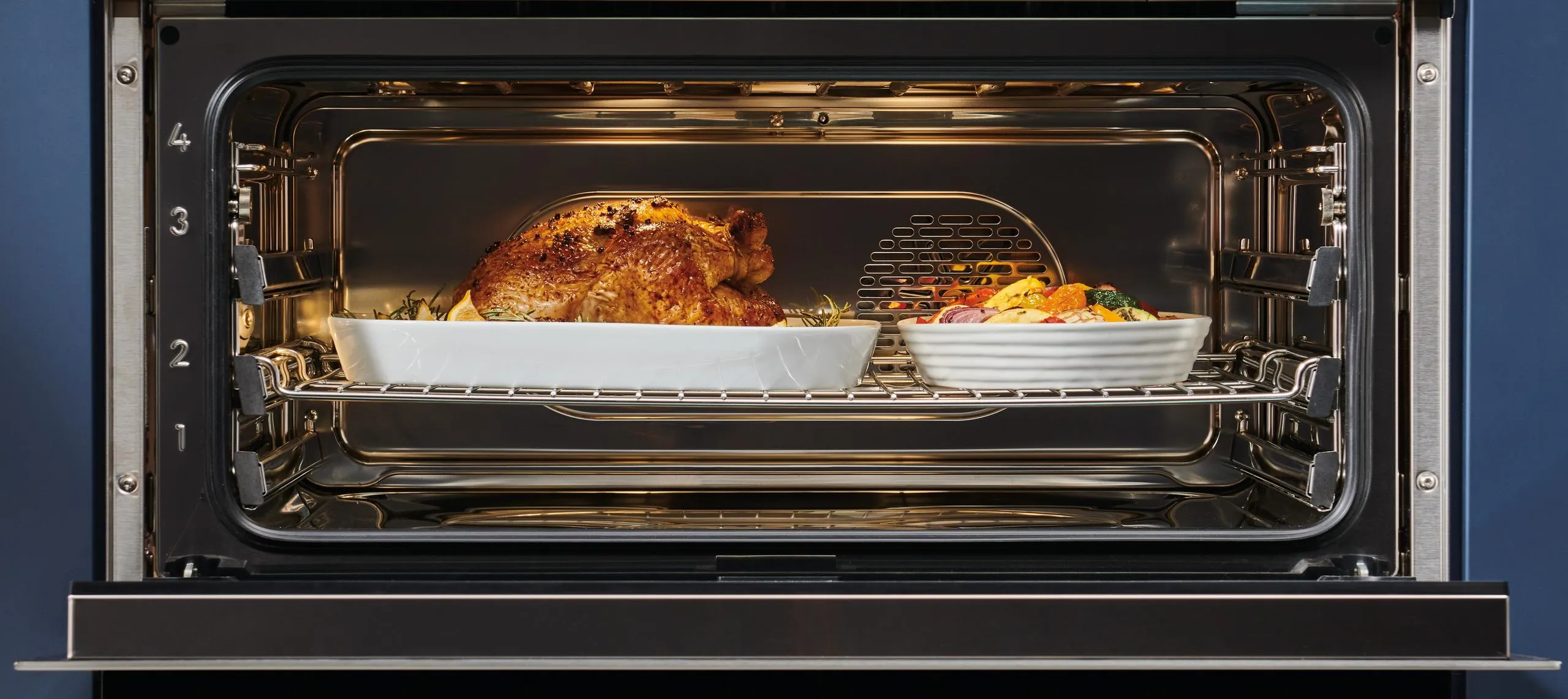 Wolf CSO3050CMBT 30 M Series Contemporary Convection Steam Oven