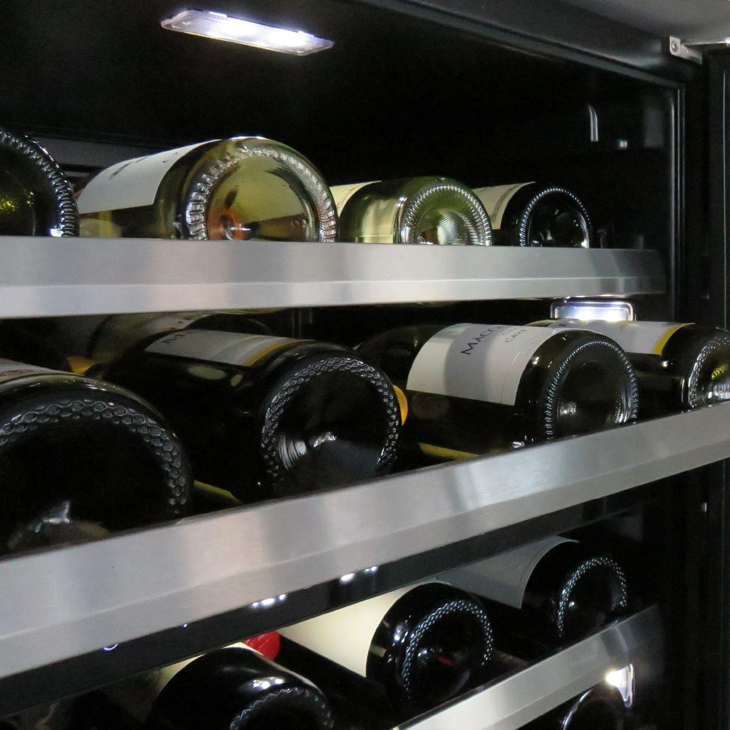 Xo Appliance XOU24WDZOFR Wine Cellar 2 Zone 24 Solid Overlay Door Rh